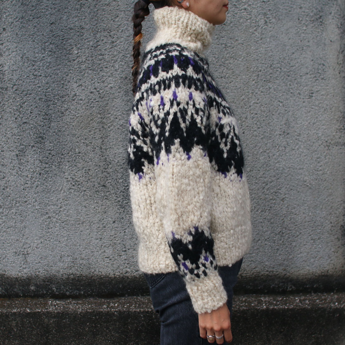 unfil_cashmere blend hand-knit sweater | Fuzzy Clothed